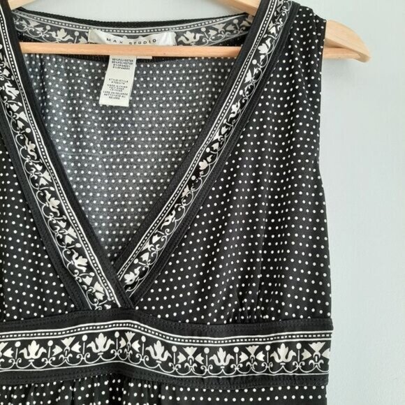 MAX STUDIO Babydoll Stretch Soft V-Neck Tank Top B&W Sz S - Picture 5 of 10